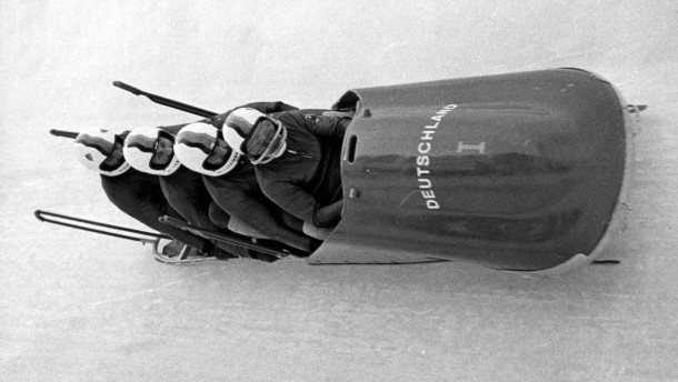 Seite 2 Olympische Geschichte Wie der Bob sein Kleid bekam