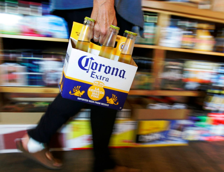 Biermarken Corona gehört bald dem weltgrößten Brauereikonzern Wirtschaft FAZ