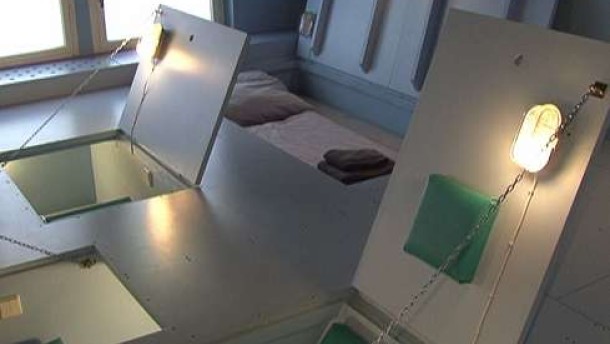 Lifestyle: Wo die Möbel an der Decke hängen - Video-Nachrichten - FAZ