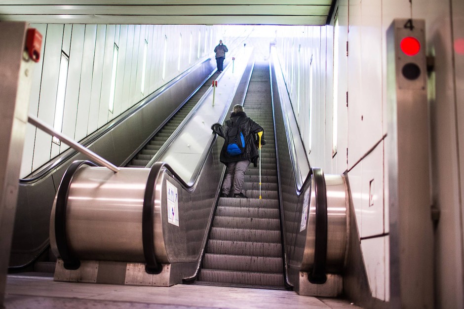 Bild zu: Online-Infos zu Rolltreppen-Störungen in Frankfurt - Bild 1 ...