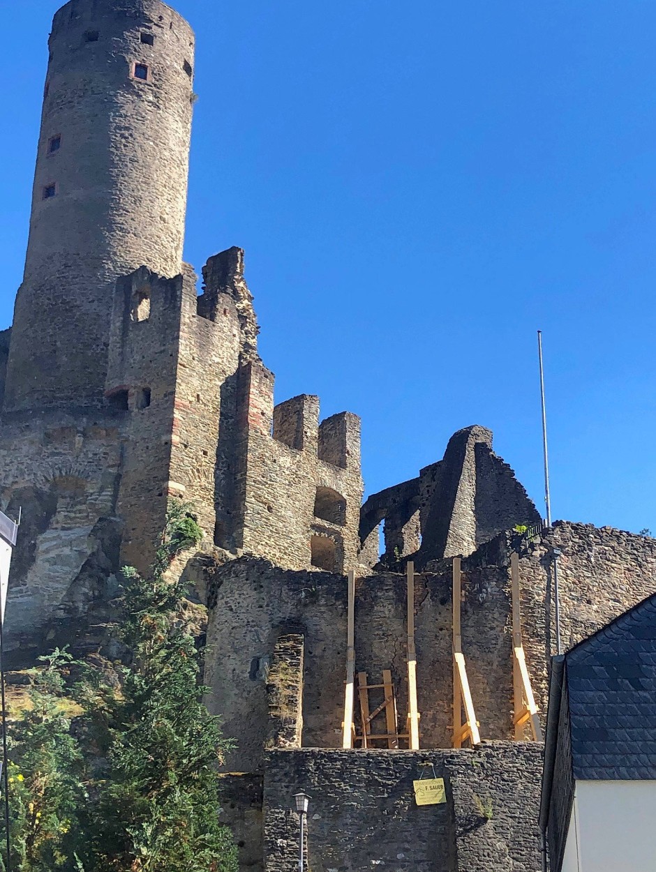 Bild zu Burg Eppstein Aus Sicherheitsgründen geschlossen Bild 1 von