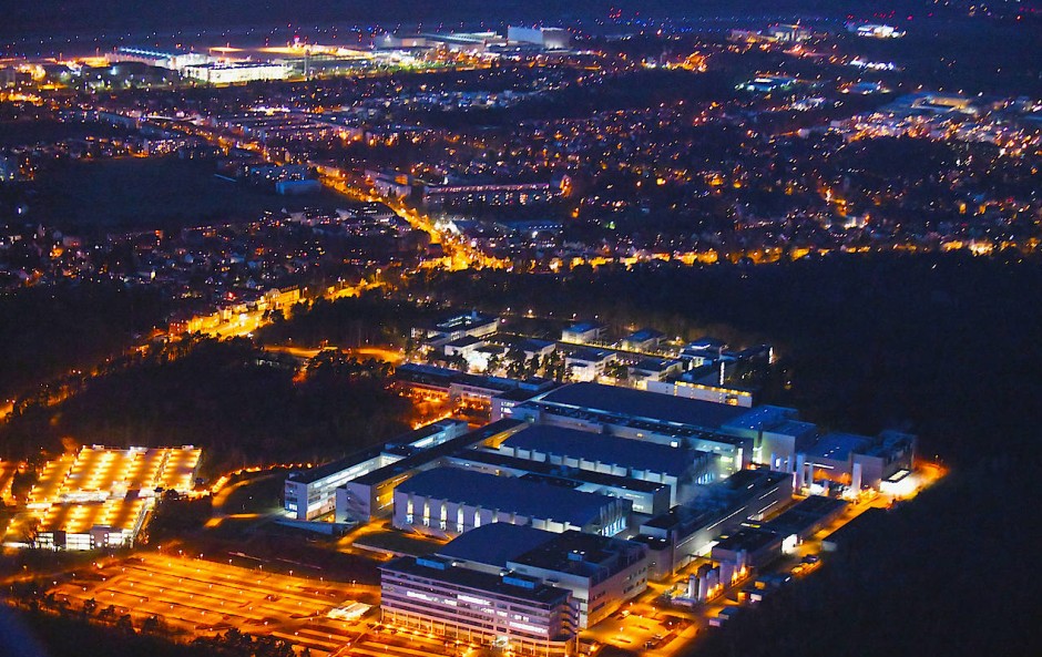 Bild zu: Erfolgreiche Chipindustrie im Silicon Saxony in Dresden - Bild ...