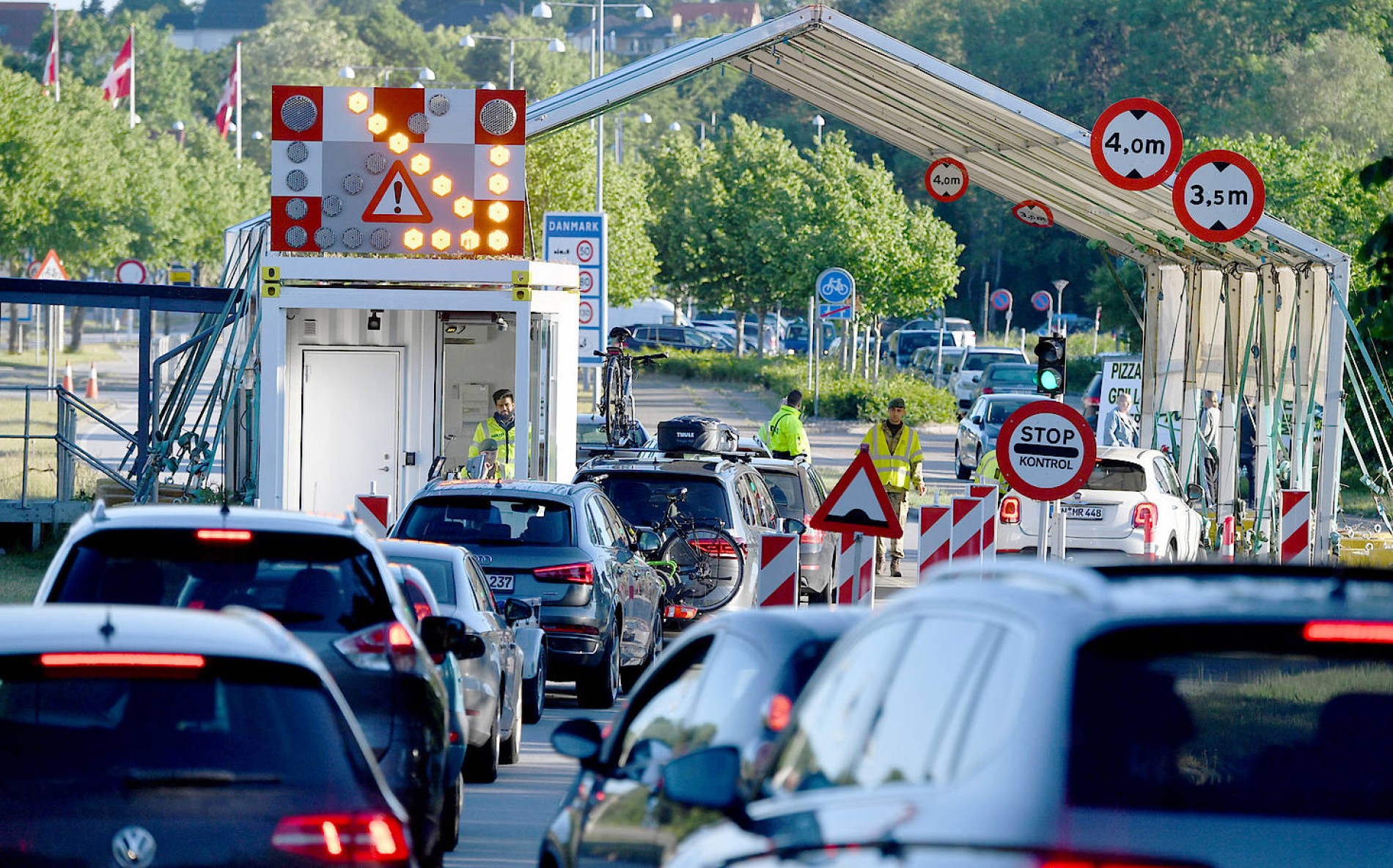 Corona Krise An Der Grenze Zu Danemark Staut Es Sich Schon