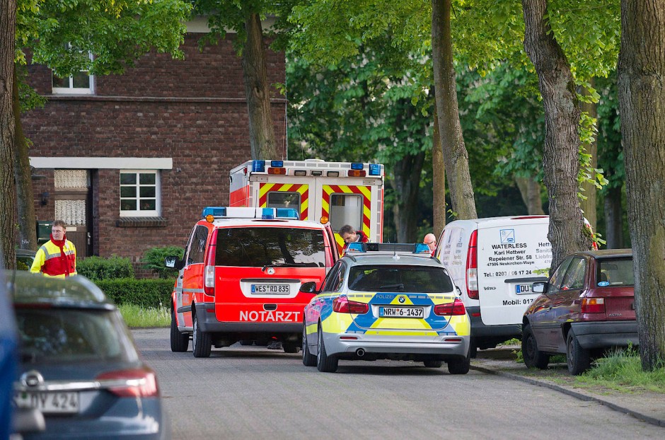 Bild zu: Explosive Chemikalien in Garage am Niederrhein entdeckt - Bild