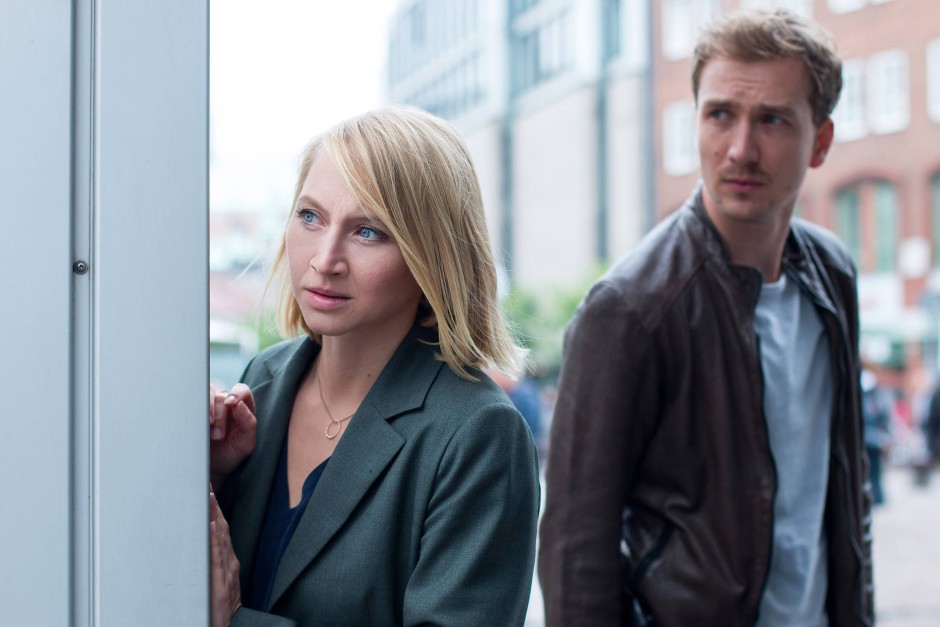 Bilderstrecke zu ZDF Solo für WeissKrimi mit Anna Maria Mühe Bild 1 von 2 FAZ Bilderstrecke zu ZDF Solo für WeissKrimi mit Anna Maria Mühe Bild 1 von 2 FAZ