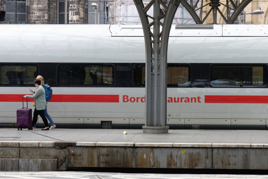 Bild zu Personalmangel Warum ist die Deutsche Bahn so unpünktlich? Bild 1 von 1 FAZ