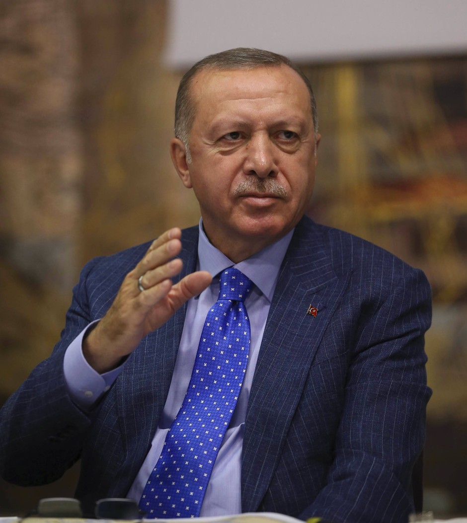 Bild zu: Türkische Offensive: Innenpolitische Stellung von Erdogan - Bild 1 von 1 - FAZ