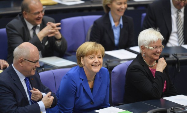 Bilderstrecke Zu Bundestag Konstituiert Sich Lammert Zum Bundestagsprasidenten Gewahlt Bild 6 Von 15 Faz