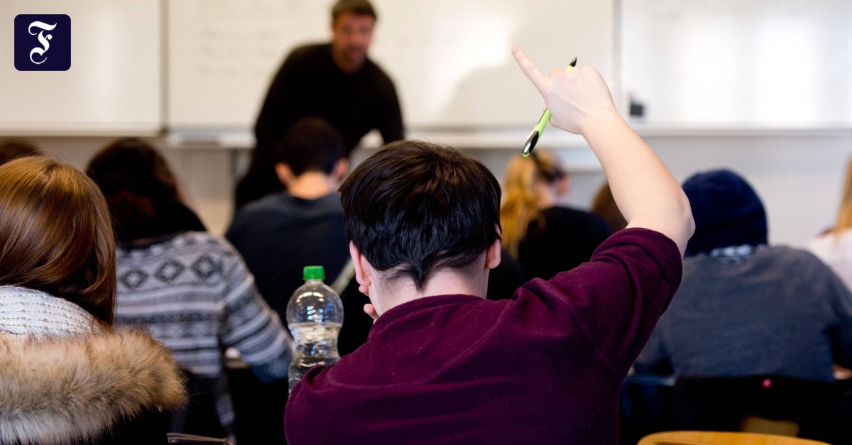 Keine längere Arbeitszeit für Gymnasiallehrer
