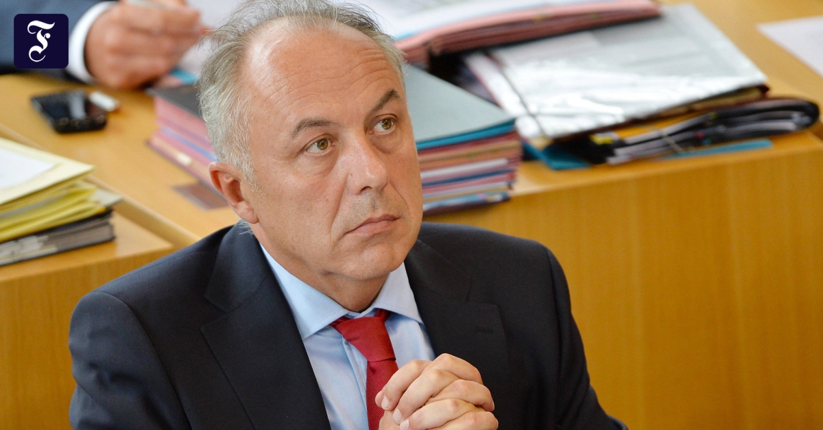 Früherer Minister Machnig verliert Klage gegen Thüringen Früherer Minister Machnig verliert Klage gegen Thüringen