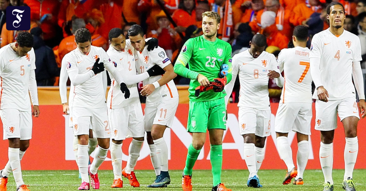 In der Qualifikation zur EM 2016 steht die Niederlande vor dem Aus