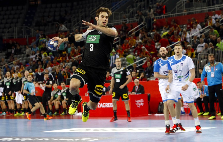 Bild zu Deutschland gegen Dänemark Suche nach der richtigen Mitte bei der HandballEM Bild 1