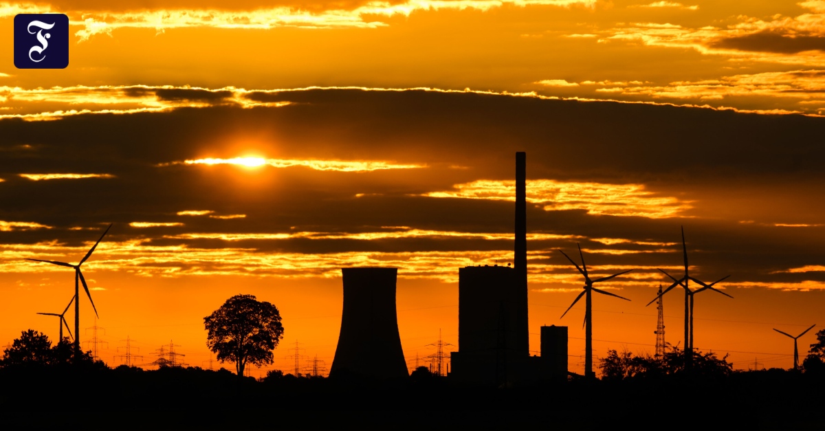 Expensive electricity, expensive gas why it has to get colder and