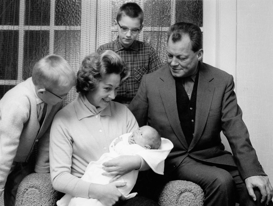 Bildergalerie: Willy Brandt: Bilder eines Jahrhundertlebens - Bild 6 von 27 - FAZ