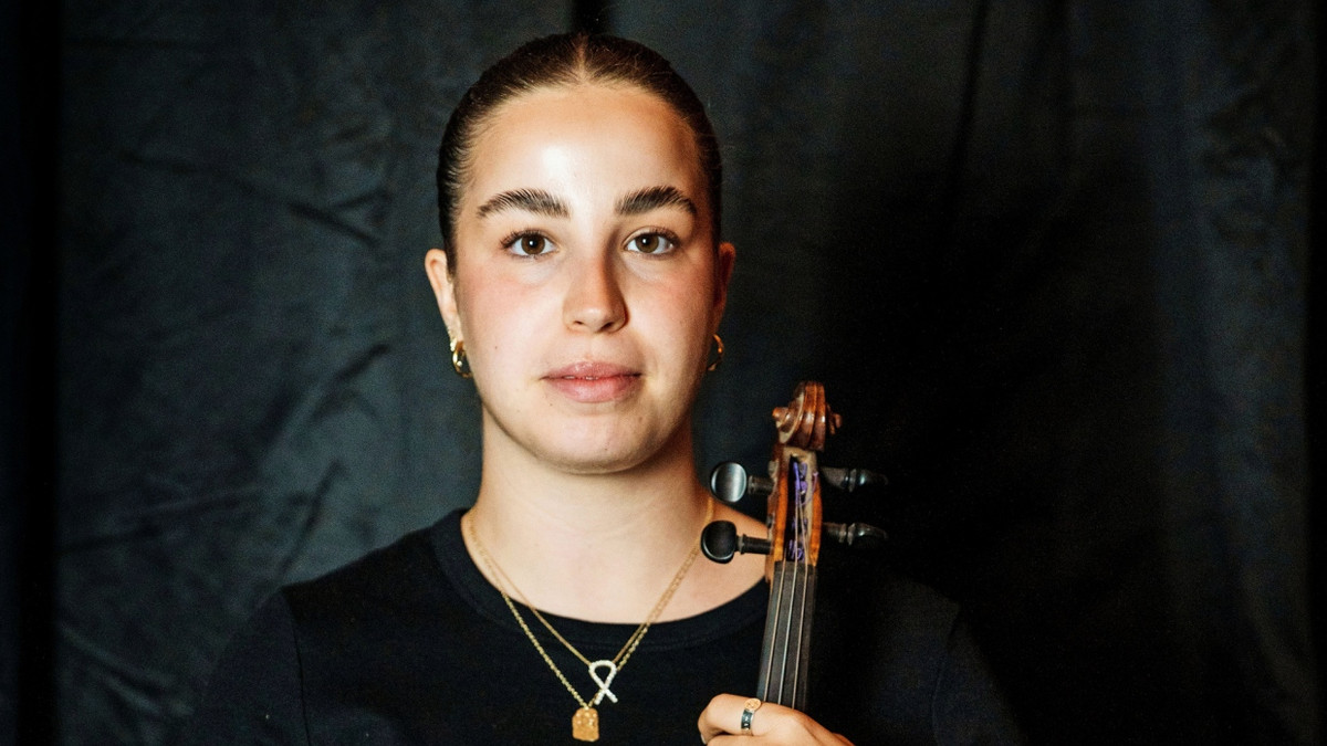 Eine Geisel, 21, erzählt: Sie kam als gleicher Mensch zurück – dem Terror zum Trotz Eine Geisel, 21, erzählt: Sie kam als gleicher Mensch zurück – dem Terror zum Trotz