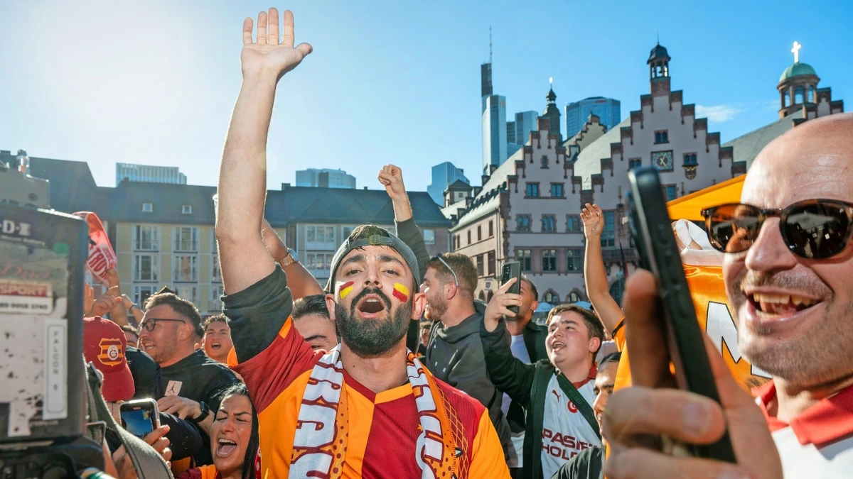 Galatasaray in Frankfurt: Himmel, Boden, Römerberg