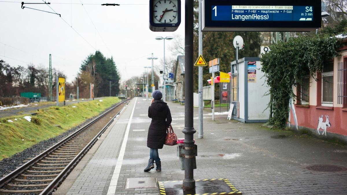 S-Bahnhof in Kronberg - Frank Röth