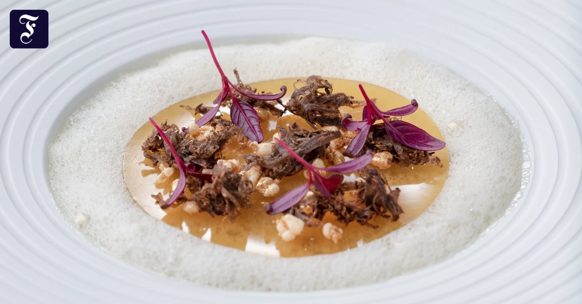 Kolumne-Geschmackssache-Ein-Besuch-in-Berlins-dienst-ltestem-Sterne-Restaurant