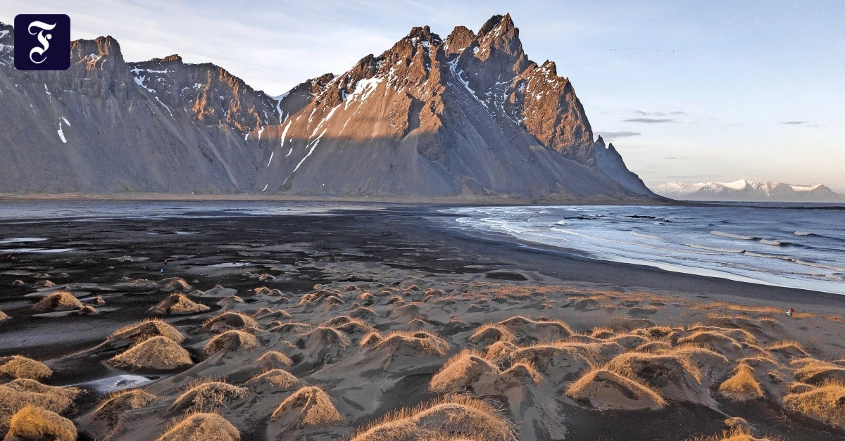 Hommage-an-Island-Schmelzwasser-in-der-D-mmerung