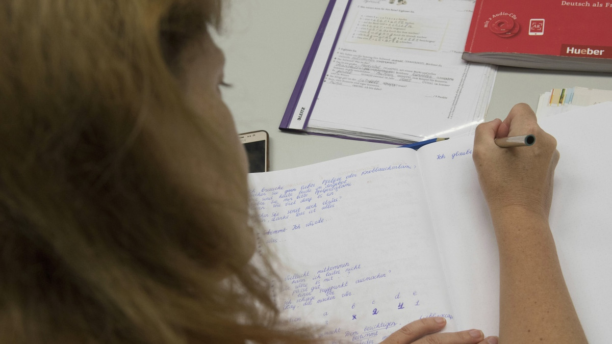 Ukraine-Flüchtlinge: Besser Deutsch sprechen hilft