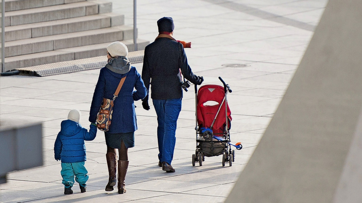 Poker um 200 Milliarden Euro: Stoppt die Jugend das schwarz-rote Rentenpaket? Poker um 200 Milliarden Euro: Stoppt die Jugend das schwarz-rote Rentenpaket?