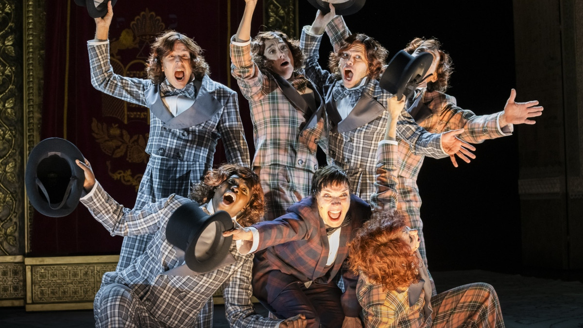 Theater in Berlin: Mit Witz und Chuzpe durch Kafkas Gerichtswelt