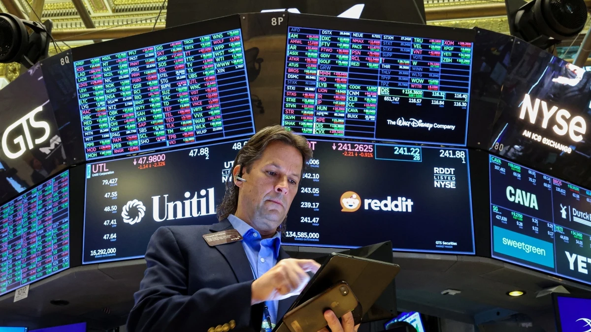 Die Marktentwicklung immer im Blick: Händler an der New Yorker Börse - Reuters