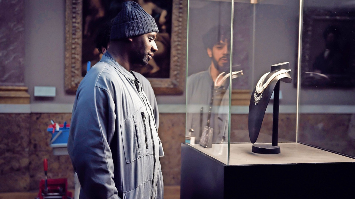 Fiktiver Louvre-Diebstahl: Omar Sy in „Lupin“ - ddp