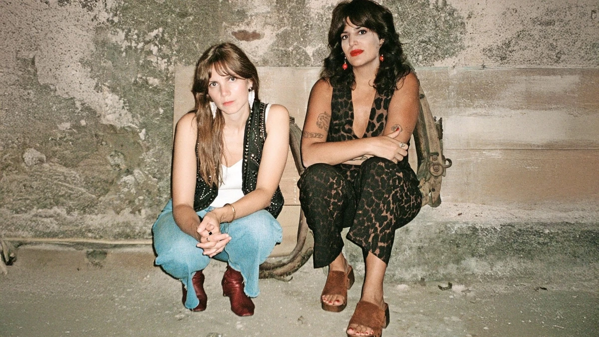 Musik ist ein Lebenselixier für Janina Sommerlad (links) und Jill Stickler – darum veranstalten sie Konzerte. - Lina Qasem