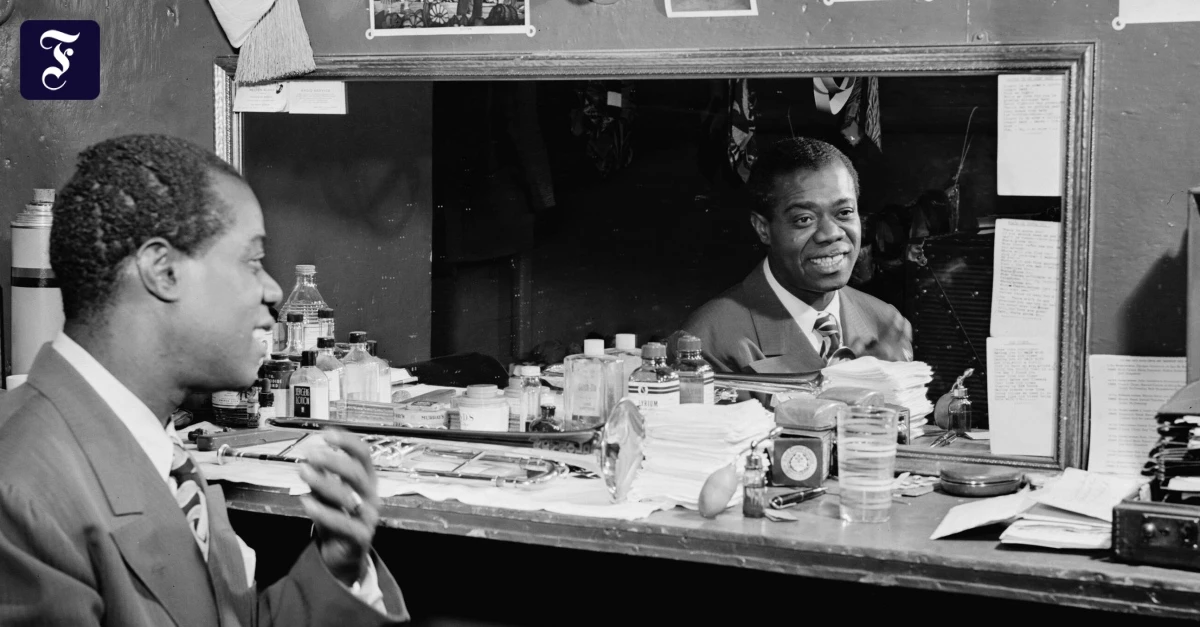 Jazzlegende-Louis-Armstrong-Sein-riesengro-es-Ohr-nahm-alles-auf