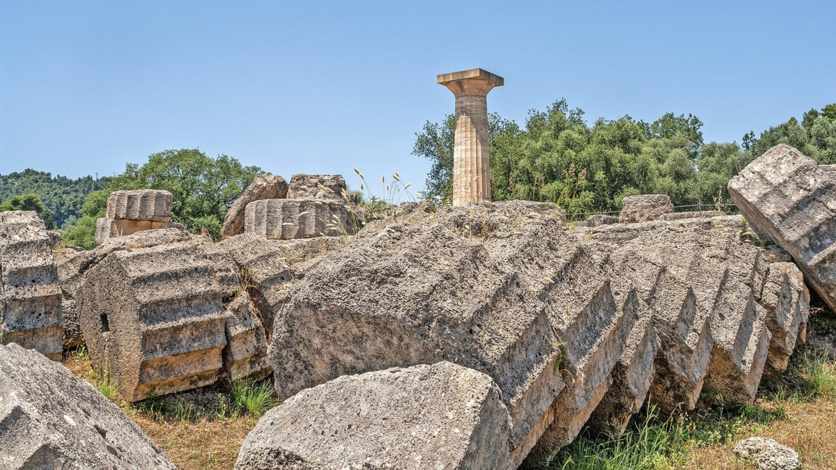 Besuch im antiken Olympia: Laufen, Springen und Ringen im Namen der Götter Besuch im antiken Olympia: Laufen, Springen und Ringen im Namen der Götter