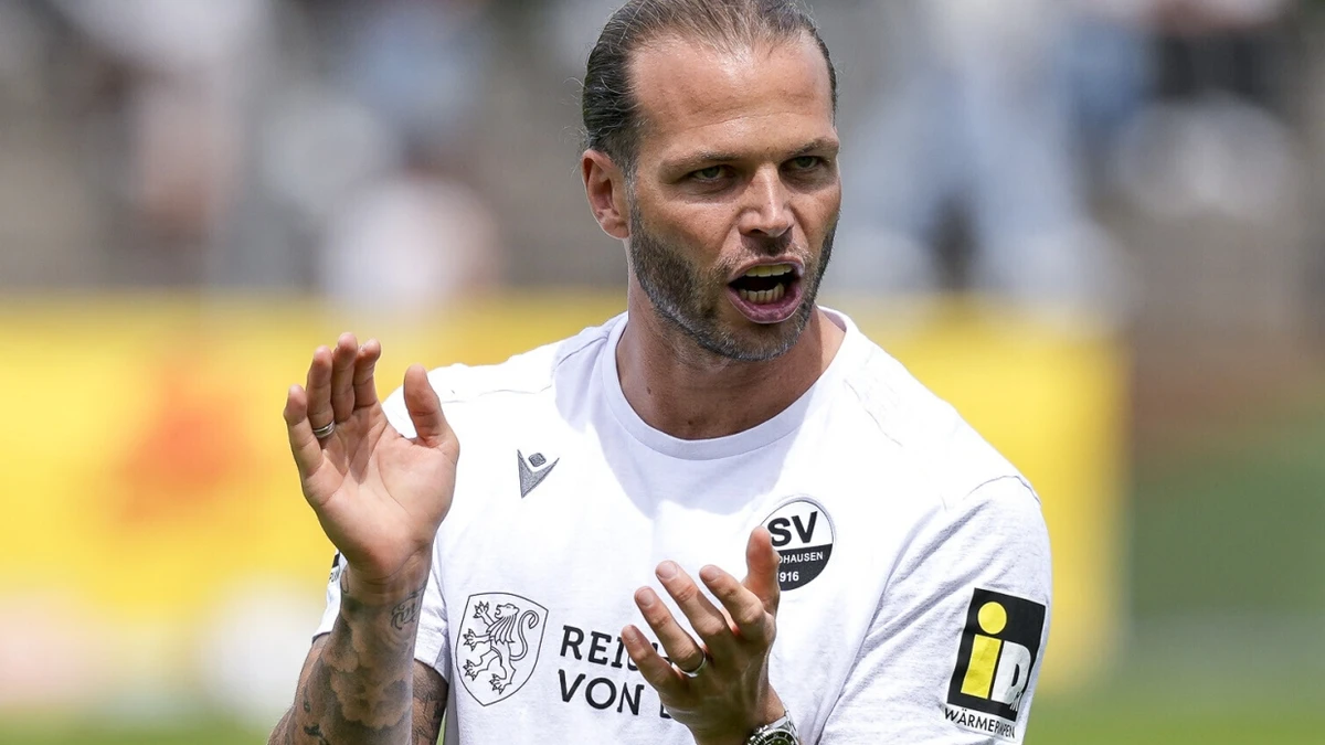 Seine Tätigkeit als Ko-Trainer in Sandhausen lässt Dennis Diekmeier derzeit ruhen. - picture alliance / foto2press