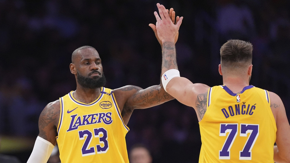 Teuerstes Team der Welt: Rekordverkauf der Los Angeles Lakers perfekt Teuerstes Team der Welt: Rekordverkauf der Los Angeles Lakers perfekt
