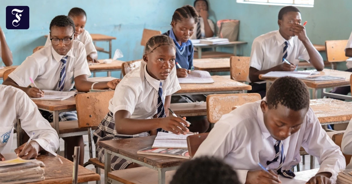 F.A.Z.-Leser helfen: Der Schulleiter, die Diebe und der ewige Durst