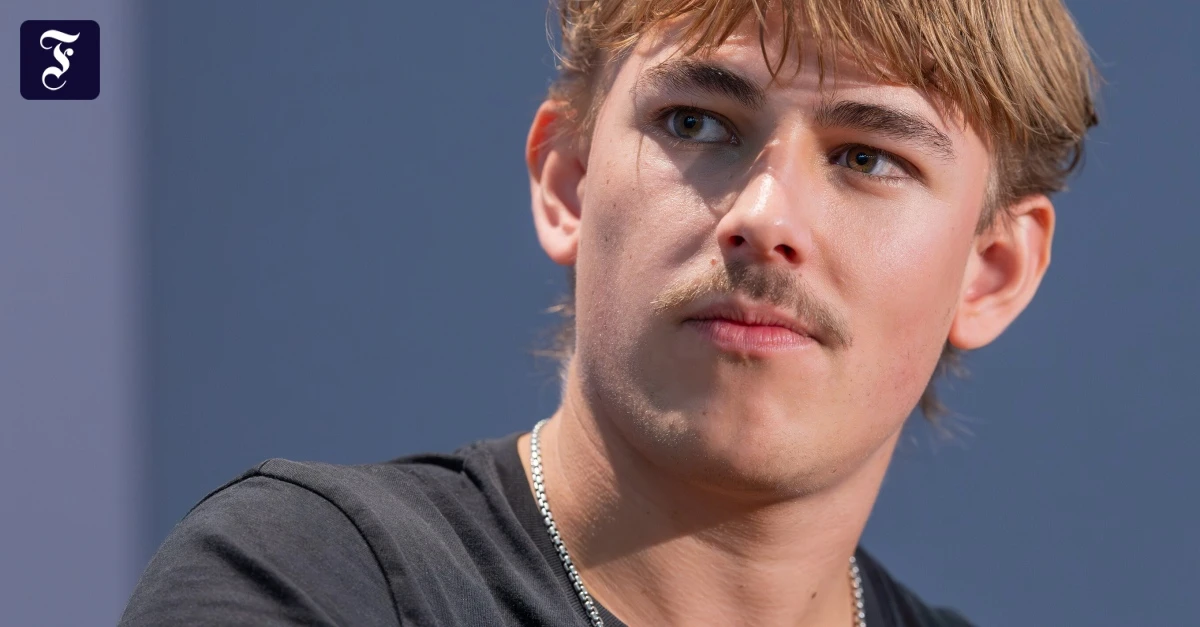 B-cher-Podcast-Kind-mit-Glashaut-Nelio-Biedermanns-meisterhafter-Roman-L-z-r-