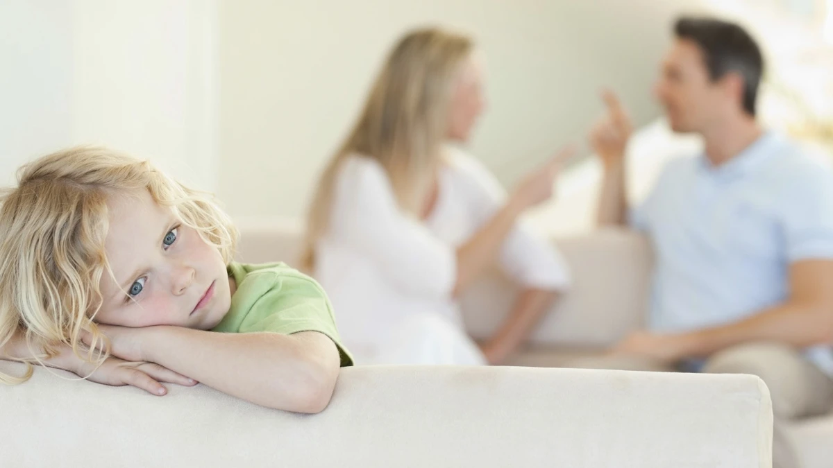 Eltern-Kolumne „Schlaflos“: Warum Kinder den Elternstreit aushalten müssen