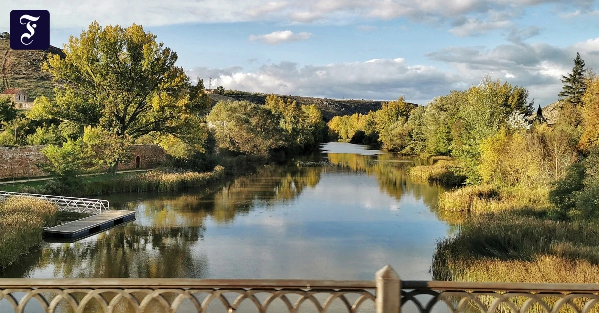 Soria-in-Spanien-Handkereichung-zur-Hochliteratur