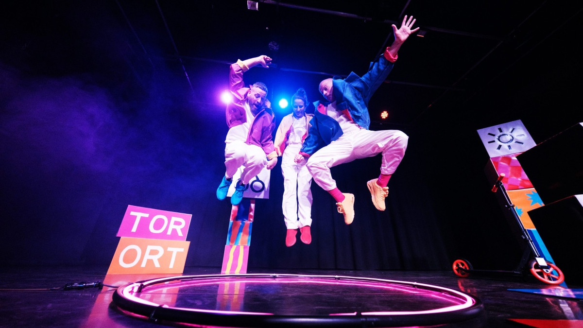 „Politik im Theater“: Eskalation und Eiskaffee „Politik im Theater“: Eskalation und Eiskaffee