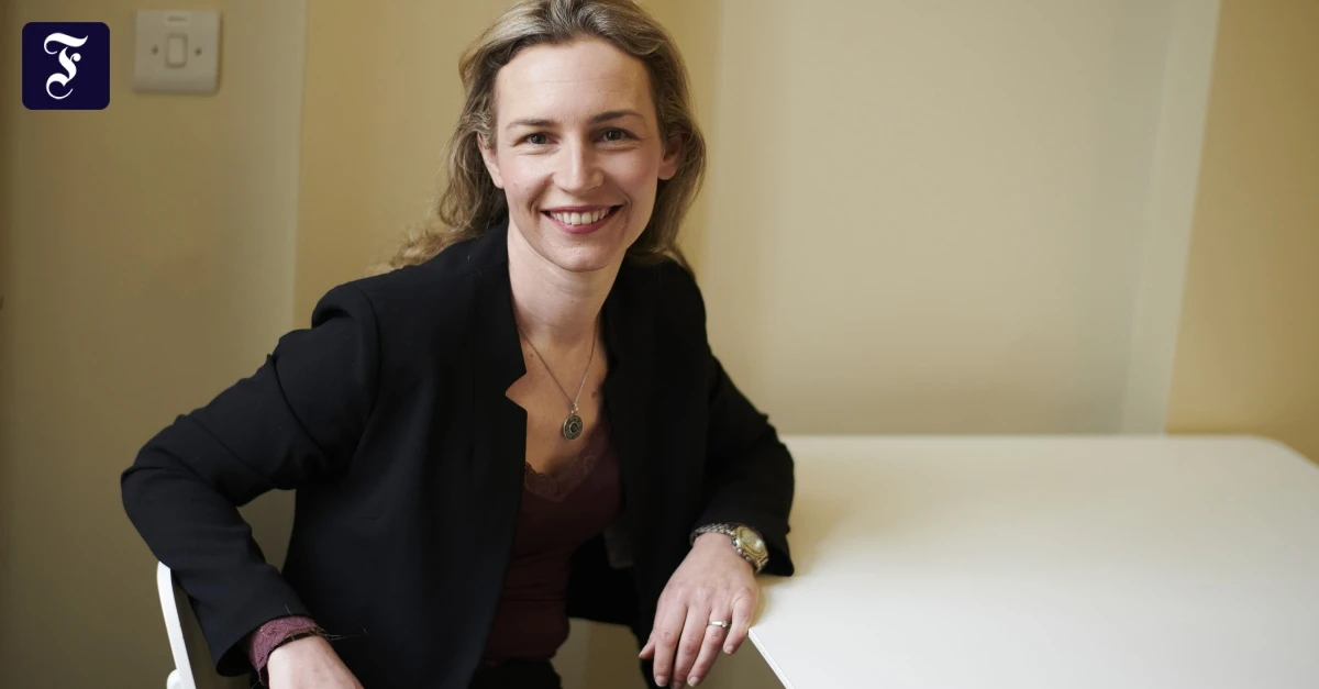 Philosophin-Lea-Ypi-Moralischer-Fortschritt-ist-eine-praktische-Notwendigkeit-