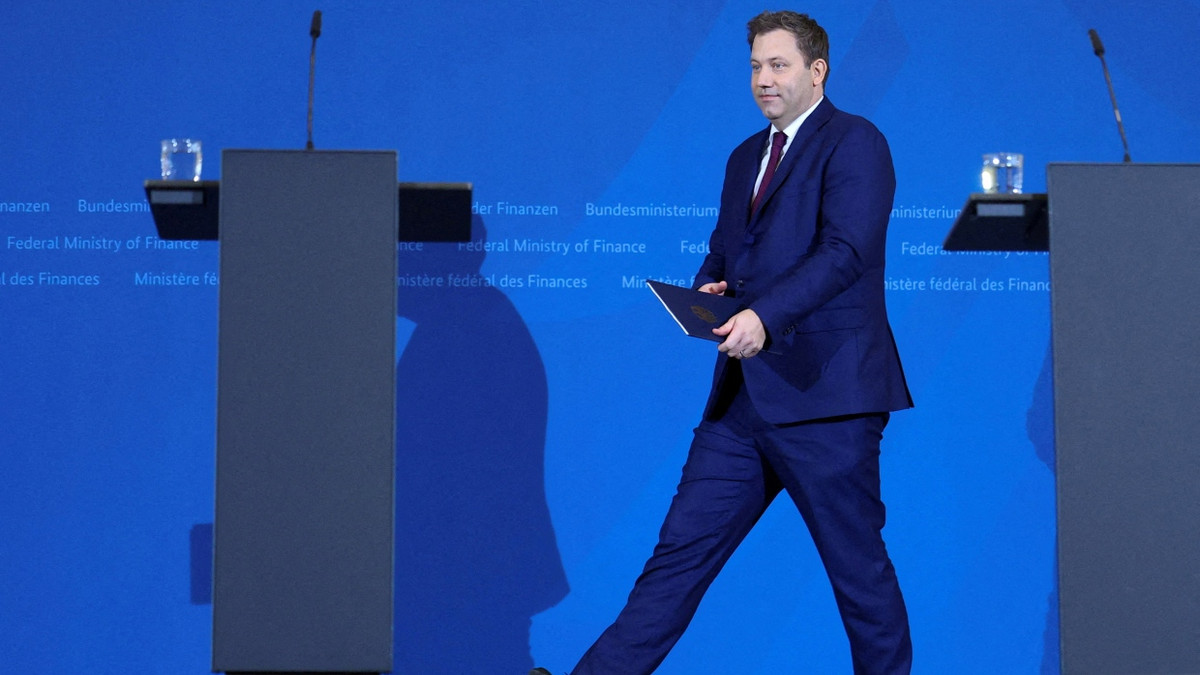 Minister für Alles: Wie Klingbeil die Macht an sich zieht Minister für Alles: Wie Klingbeil die Macht an sich zieht