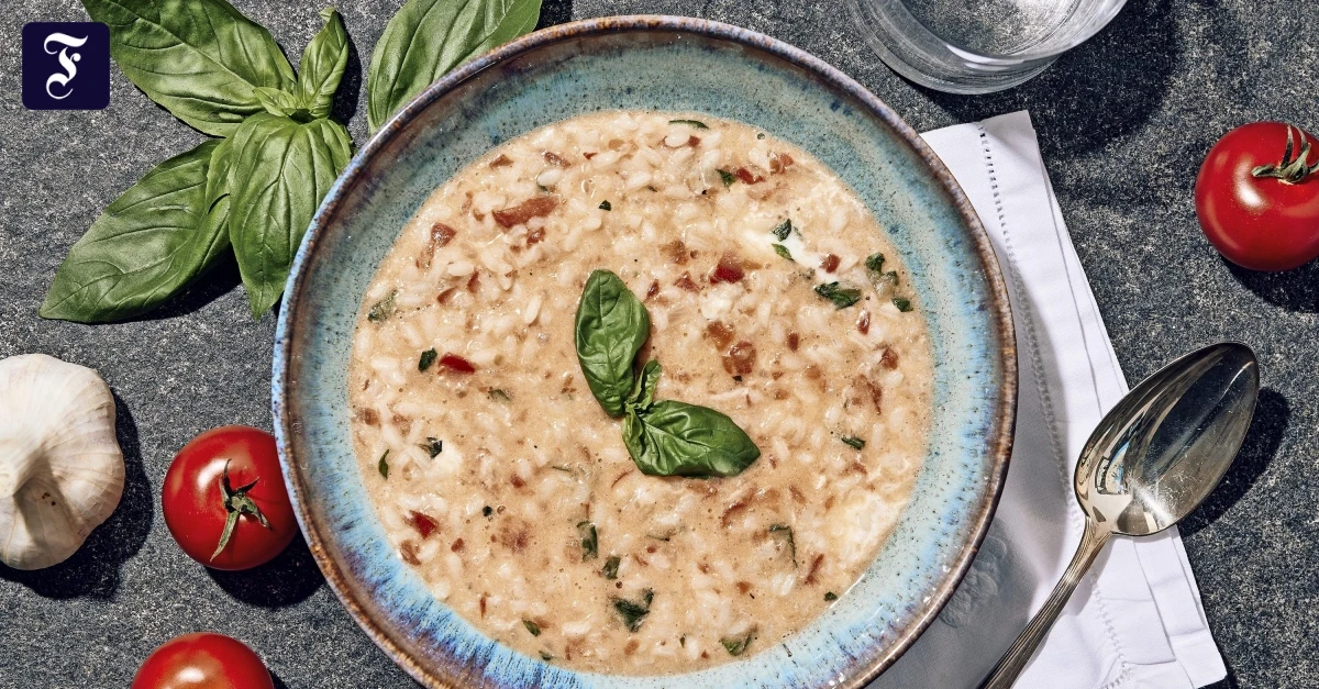 Tomatenrisotto-mit-Burrata-So-wird-Risotto-zum-absoluten-Wohlf-hlessen