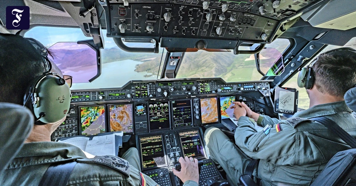 Luftwaffe-in-Neuseeland-Aus-4000-Meter-H-he-lassen-sie-sich-fallen