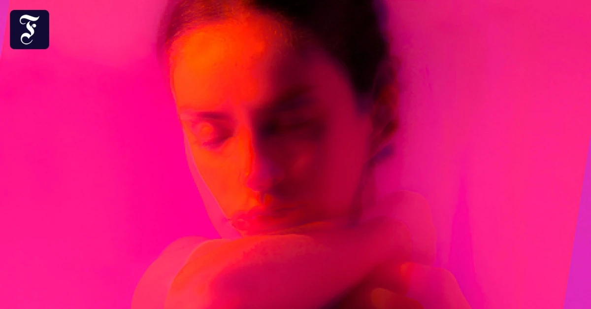 Unsicher-und-verletzlich-Wie-sich-Narzissmus-bei-Frauen-zeigt