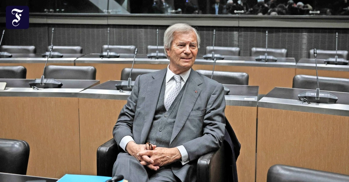 Rechtsruck eines Verlags: Die Bollorisierung einer Legende der französischen Literatur