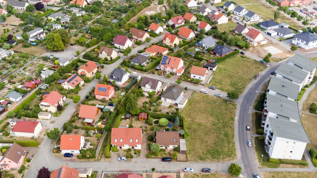 Immobilien in Deutschland: Nur noch in wenigen Städten fallen die Hauspreise