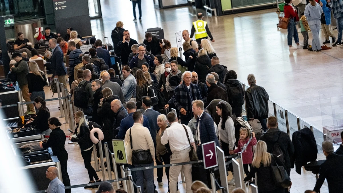 Auch BER ist vom Cyberangriff betroffen. - dpa
