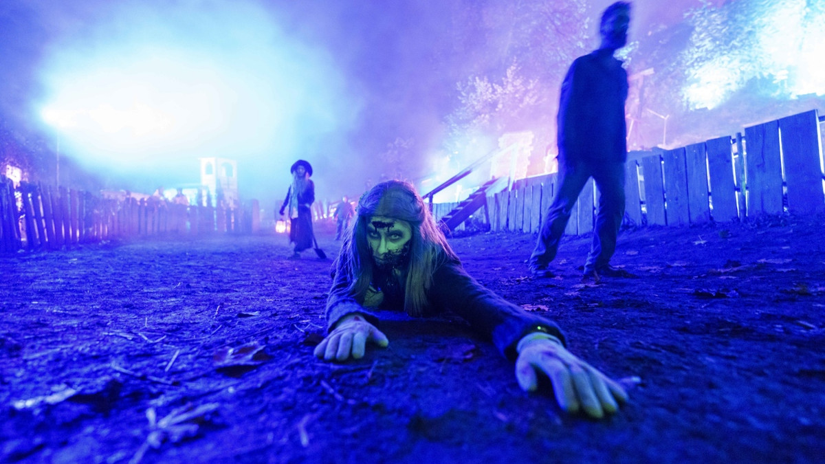 Unter Zombies: Wenn die Untoten trauern Unter Zombies: Wenn die Untoten trauern