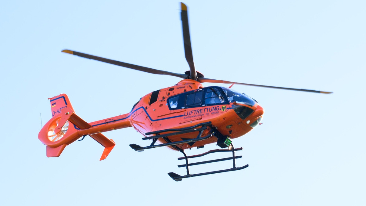 Liveticker Hessen & Frankfurt: Arbeitsunfall: Mann auf Golfplatz schwer verletzt