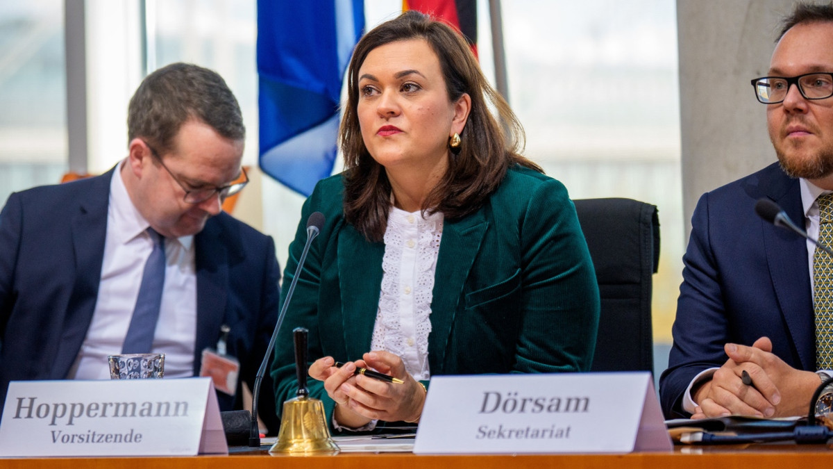 Vorsitzende der Corona-Enquete: Franziska Hoppermann sucht nach Konsens mit der AfD Vorsitzende der Corona-Enquete: Franziska Hoppermann sucht nach Konsens mit der AfD