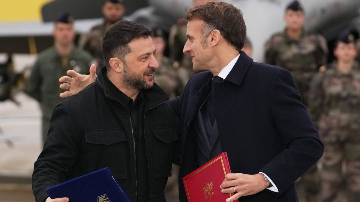 Krieg in der Ukraine: Kiew will bis zu 100 französische Rafale-Kampfflugzeuge kaufen Krieg in der Ukraine: Kiew will bis zu 100 französische Rafale-Kampfflugzeuge kaufen